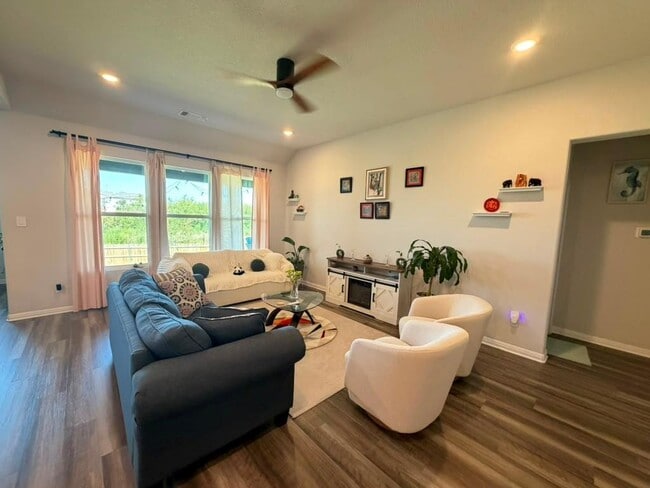 Photo - 19324 Hartwell Dr