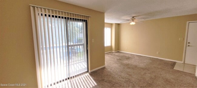 Building Photo - 3545 Sable Palm Ln Unit E Rental