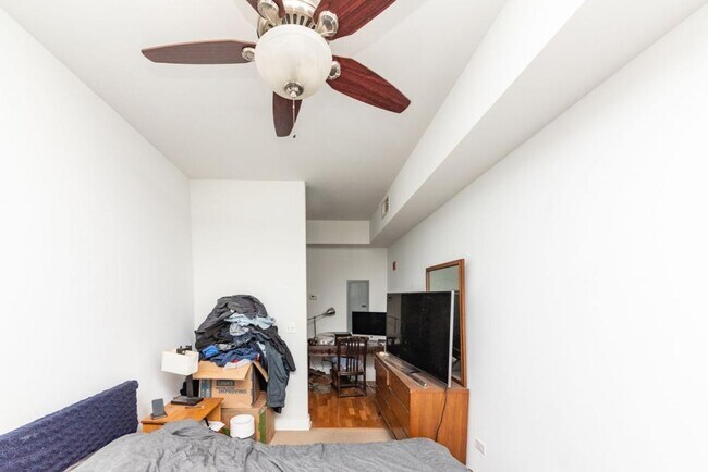 Photo - 1 bedroom in Chicago IL 60661 Unit 1213