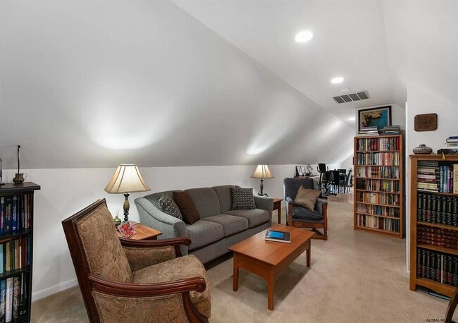 1537 Union St Unit 3