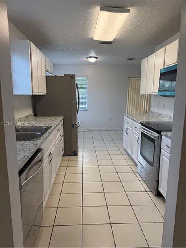 Photo - 127 SW 159th Way
