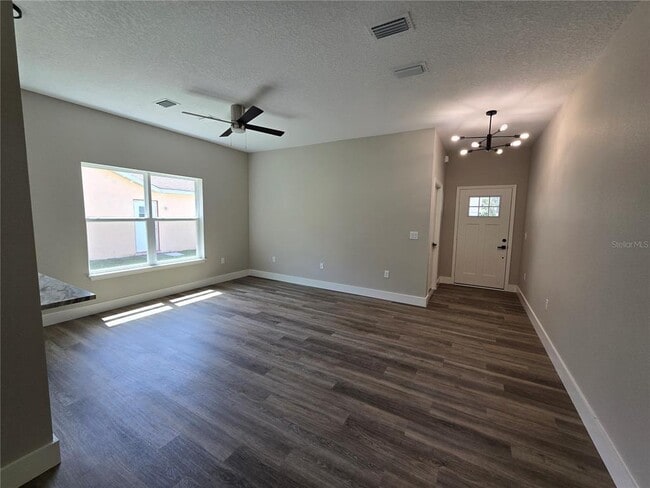 Photo - 7437 Mead Dr