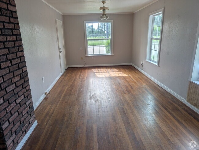 Building Photo - Two bedroom house available for rent in La...