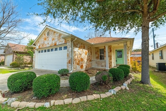 Photo - Beautiful 3 Bedroom, 2 Bathroom Rental Home in Southwest Austin!!!