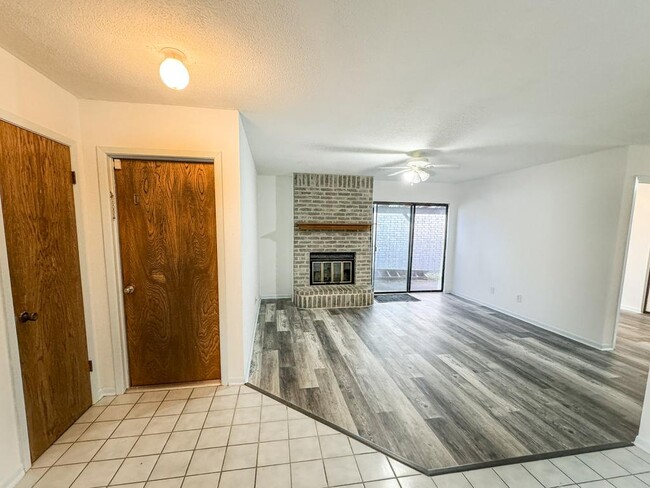 Photo - 109 Waterford Dr