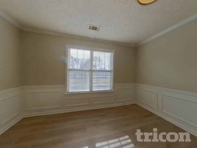 Photo - 3575 Wake Robin Way