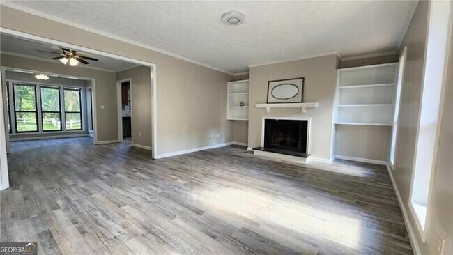 Photo - 401 Park Ridge Cir