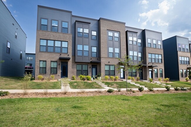 Building Photo - 3201 Coquina Ln