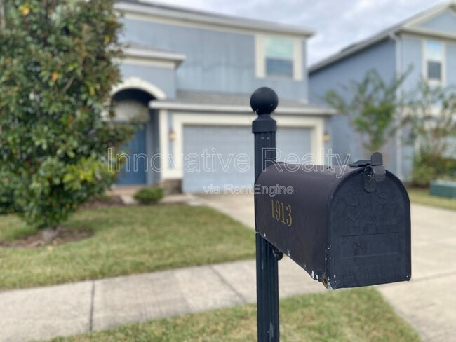 Photo - 1913 Thetford Cir