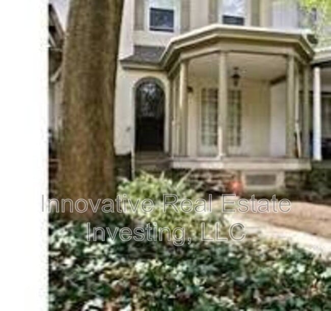 Building Photo - 4806 McKean Ave