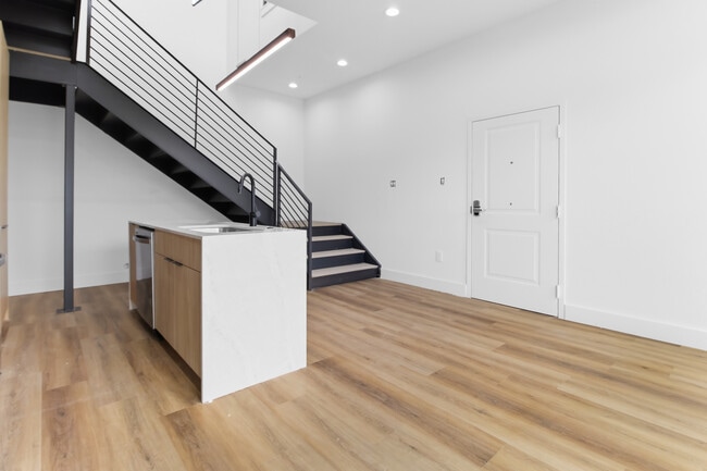 Photo - Larkin Place