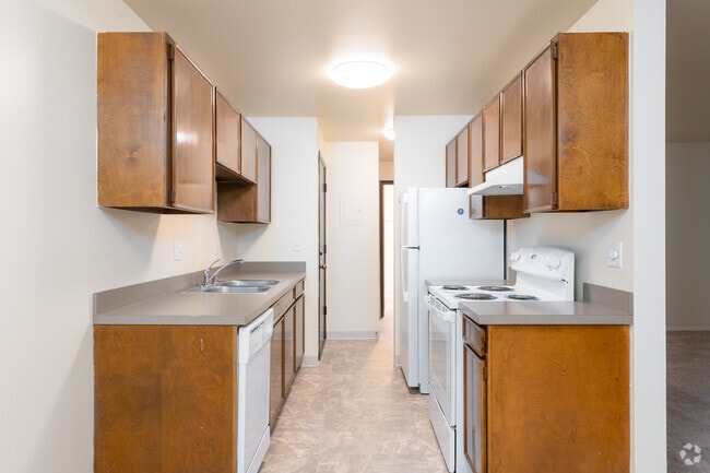Studio, 1BA - 487-575SF