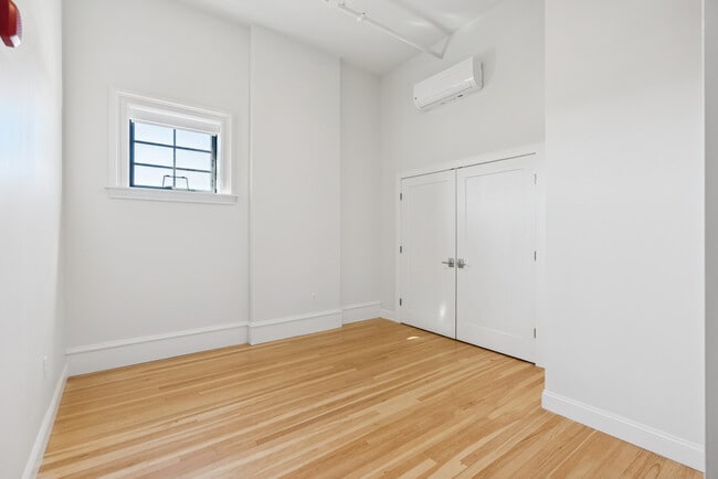 Photo - 129 Main St Unit 303