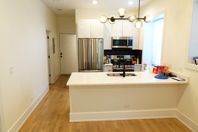 Photo - 2553 W Hirsch St Condo Unit 3C