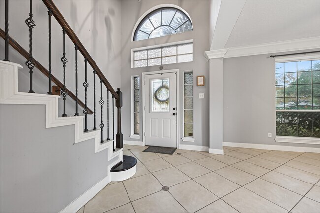 Photo - 7814 Millbrook Dr