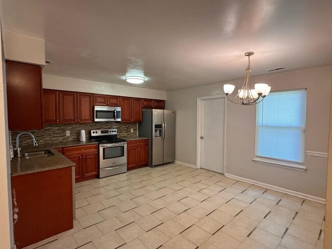 Photo - 5212 Kennebeck Ave
