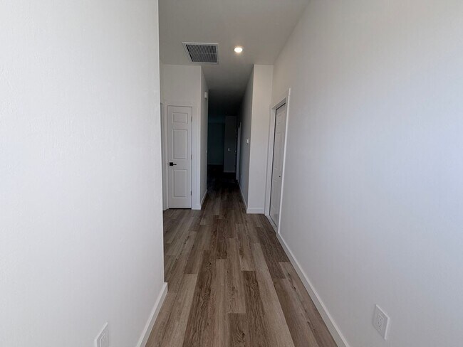 Photo - 2008/2010 HAVILAND AVE S Unidad 2008 HAVILAND AVE S