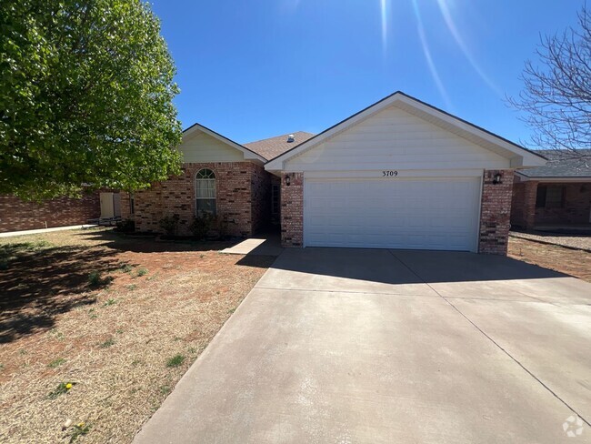 Building Photo - 3705 Benjamin Davis Rental