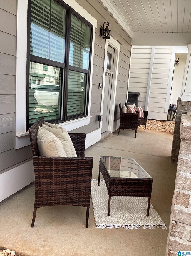 Photo - 4123 Prentice St