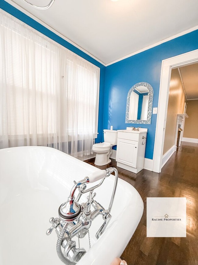 Photo - 48 E Main St Unidad 48B