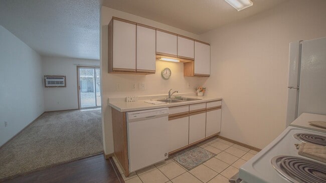 Photo - Evans Place 2