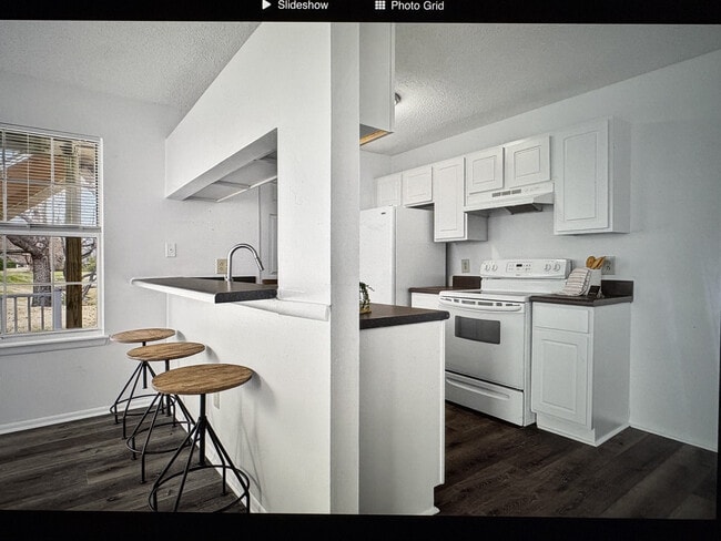 Photo - 443 Shelter Dr