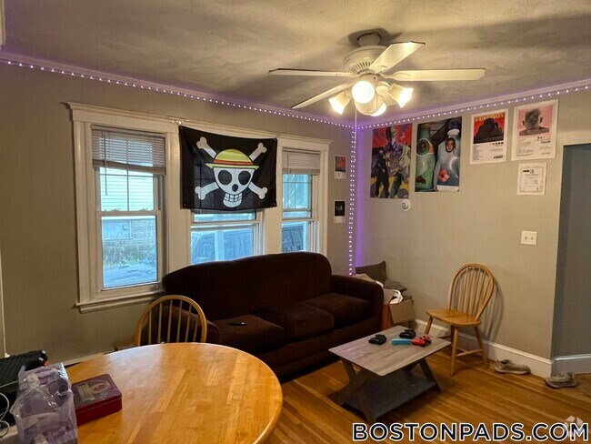 Building Photo - 29 Chetwynd Rd Rental