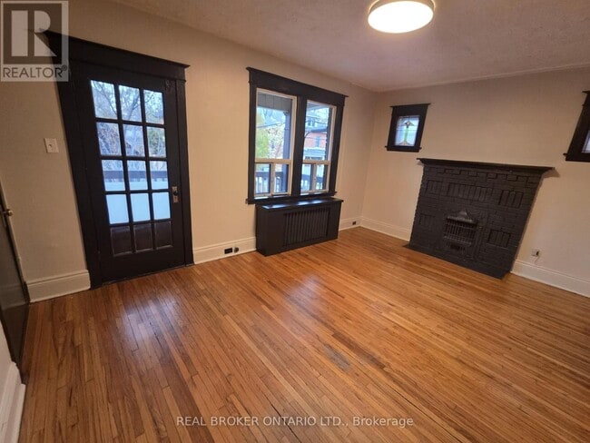Photo - 4 Hyde Park Ave Unit 10
