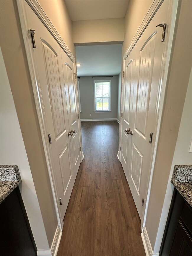 Photo - 686 Oyster Dr