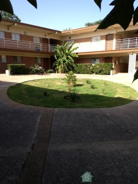 Photo - Jackson Flats Apartments