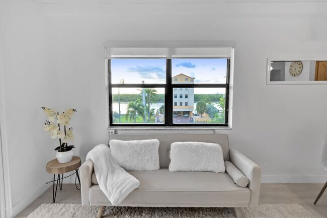 Photo - 321 Wilson St Unidad ID1372326P