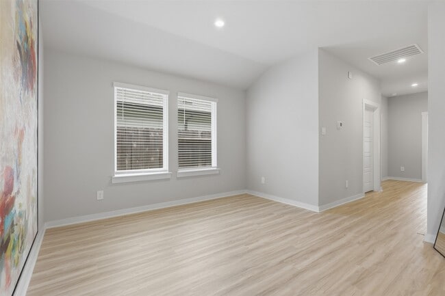 Photo - 12914 Wempe Wy