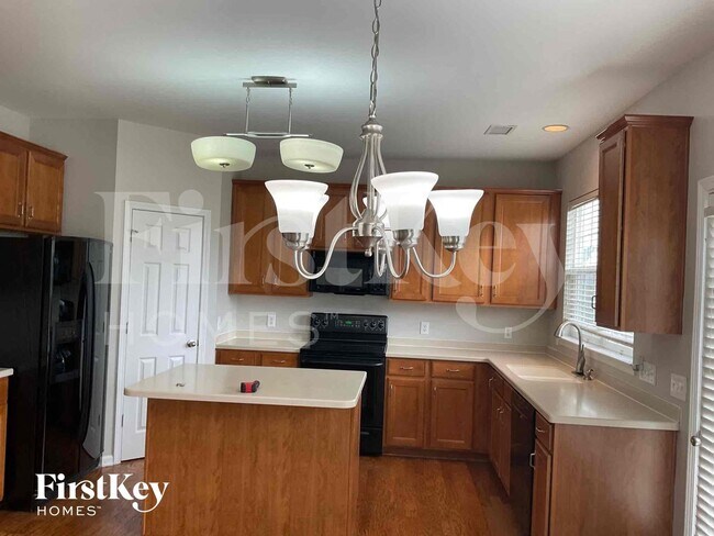 Photo - 2500 Red Birch Dr