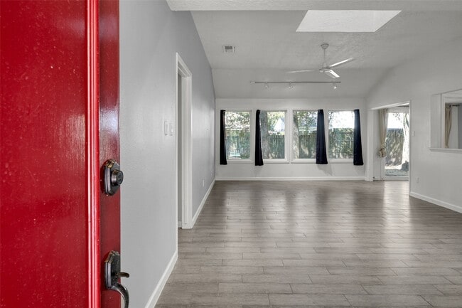 Photo - 9 Birchcane Dr