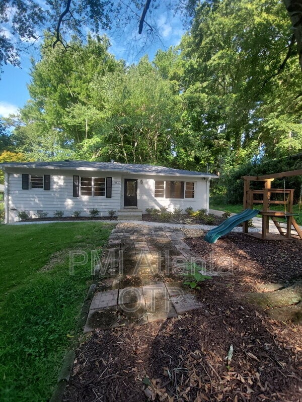 Building Photo - 1952 Wellbourne Dr NE Rental