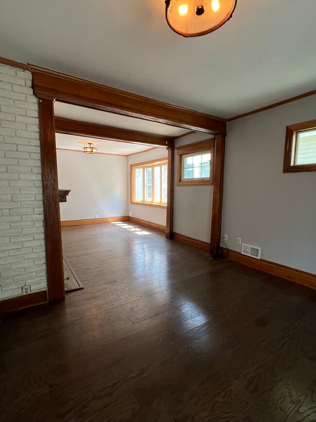 Photo - 239 Oxford Ave Unidad 2