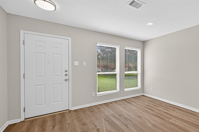 Photo - 5003 Hickory Burl Ct