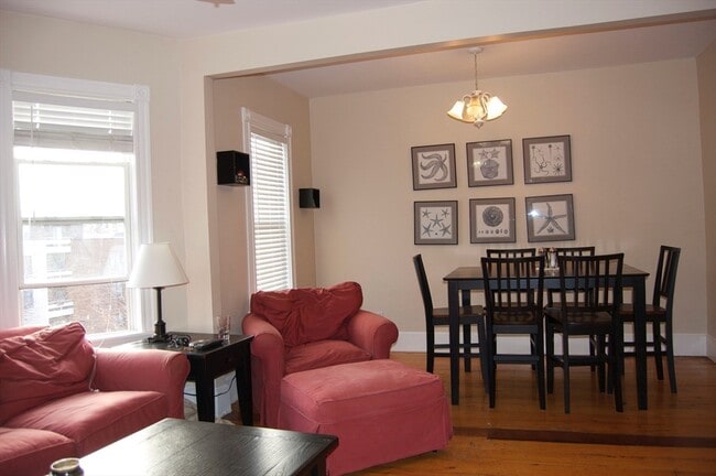 Photo - 117 L St Unit 3