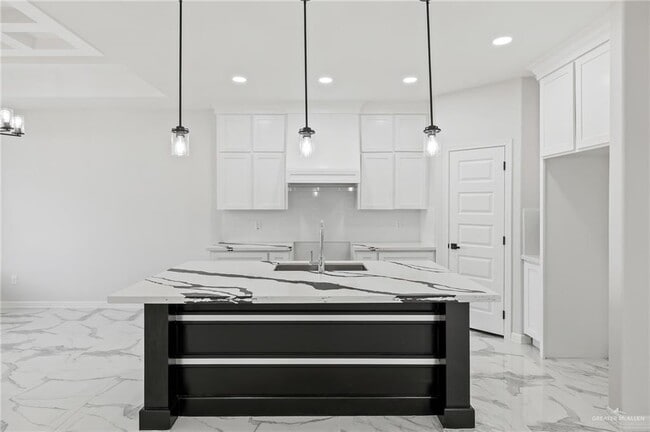 Photo - 13 N 37th St