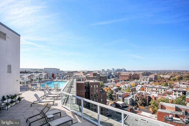 Photo - 1330 New Hampshire Ave NW Unit 606