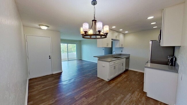 Photo - 21941 Rimhurst Dr