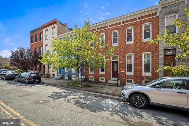 Building Photo - 749 W Cross St Rental