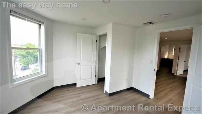 301-303 Boston Ave Unit #3