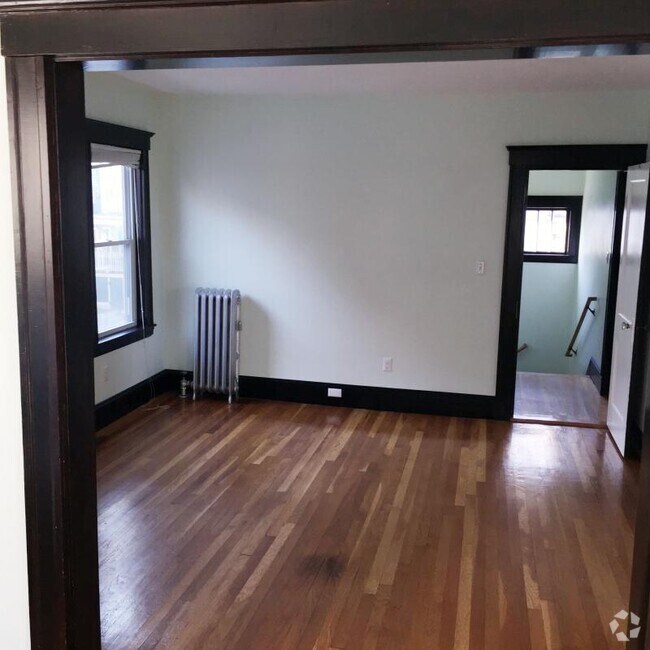 Building Photo - 173 Hillside St Unit 1 Rental