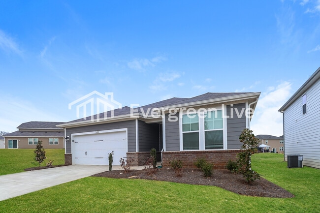 Photo - 2420 Appalachian Trl Dr