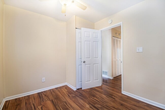 Photo - Contemporary, remodeled 920sqft., 3-bedroom, 1-bath single-family ranch with yard