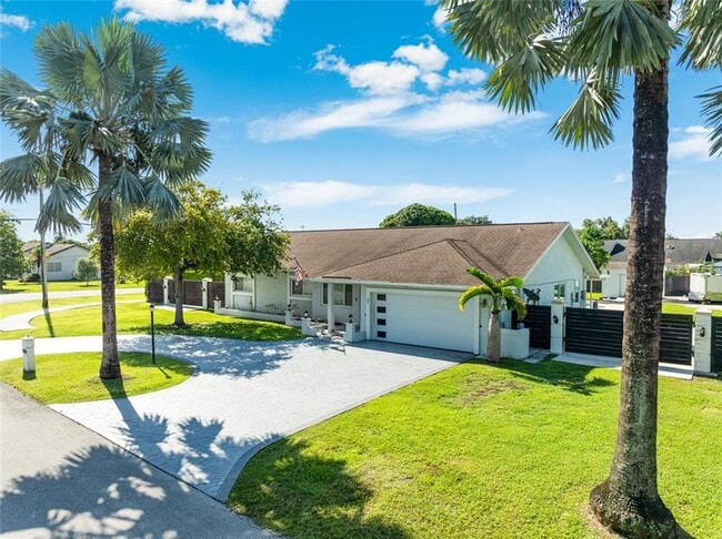 Building Photo - 16200 SW 286th St Rental