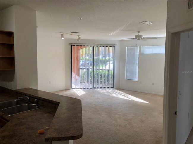 Photo - 6149 Metrowest Blvd Unidad 107