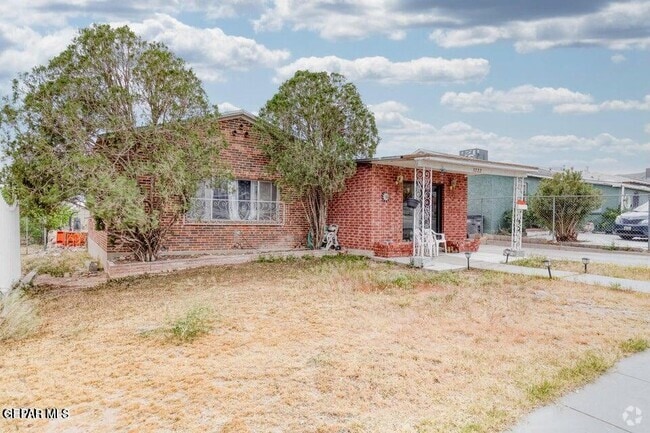Building Photo - 3722 Jefferson Ave Unit A Rental