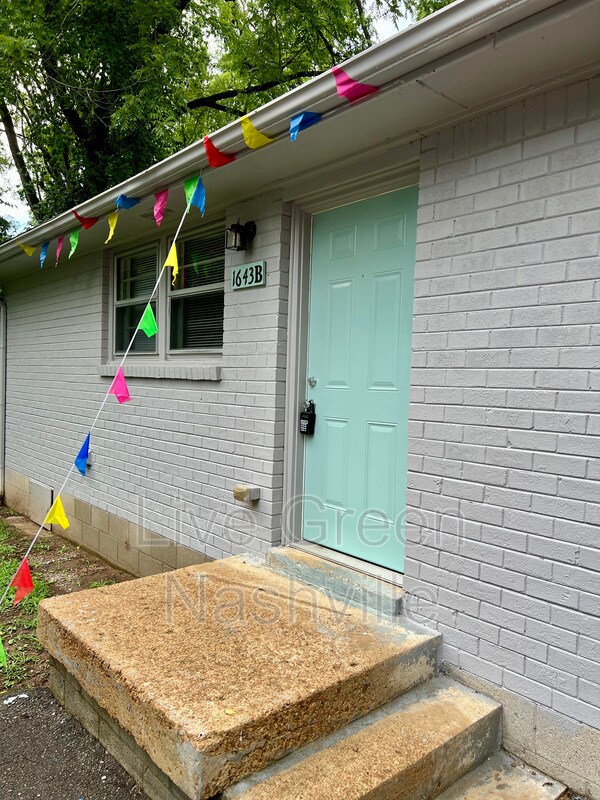 Photo - 1643 Evelyn Ave